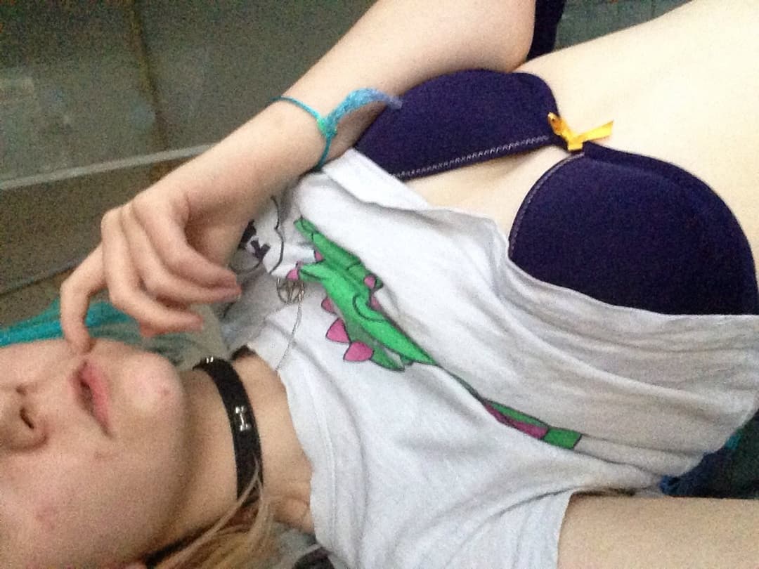 Click to view full size Twixiepuppy aka twixie scuderi aka Emily scuderi part 3