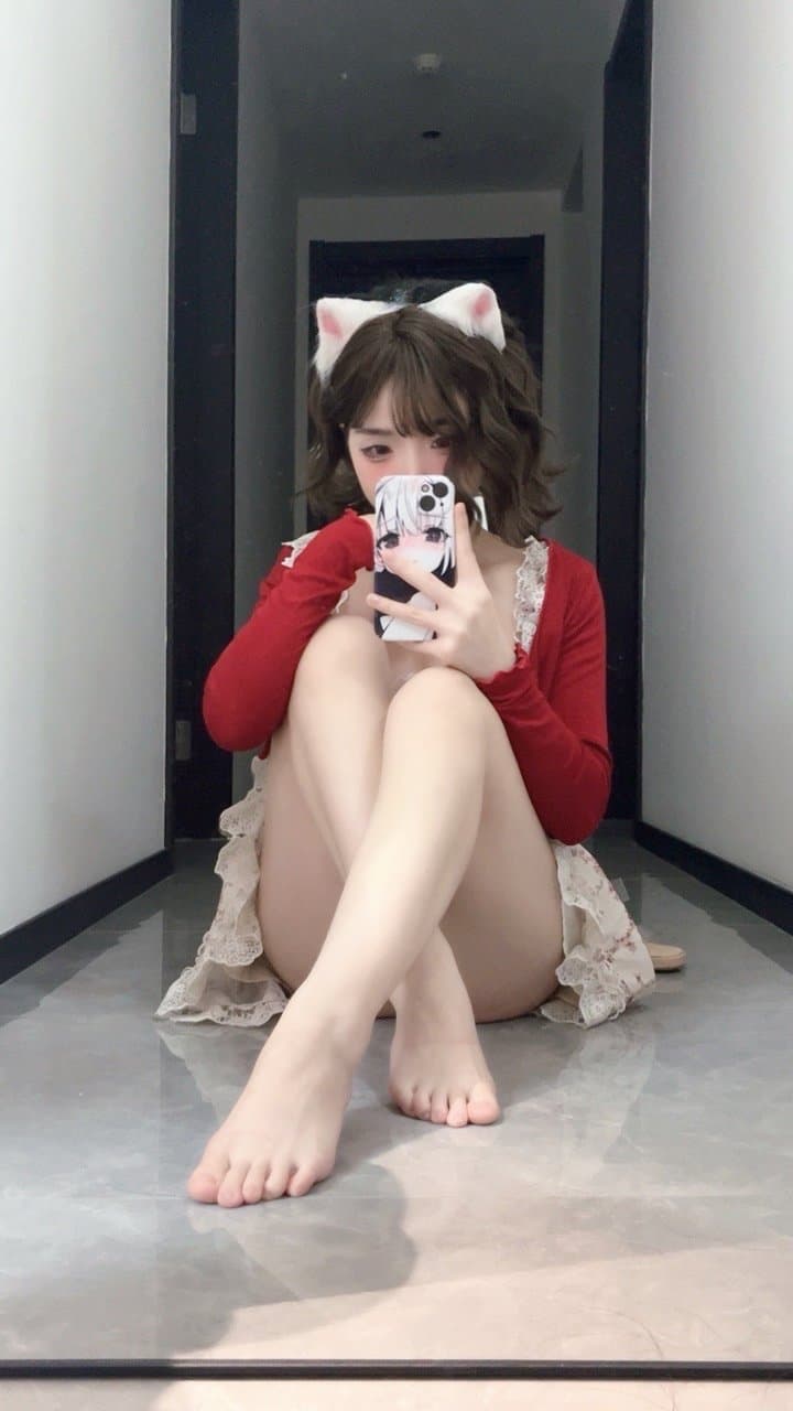 Click to view full size Cosplay-Bangni-Limited-girlfriend-MissKON.com-001