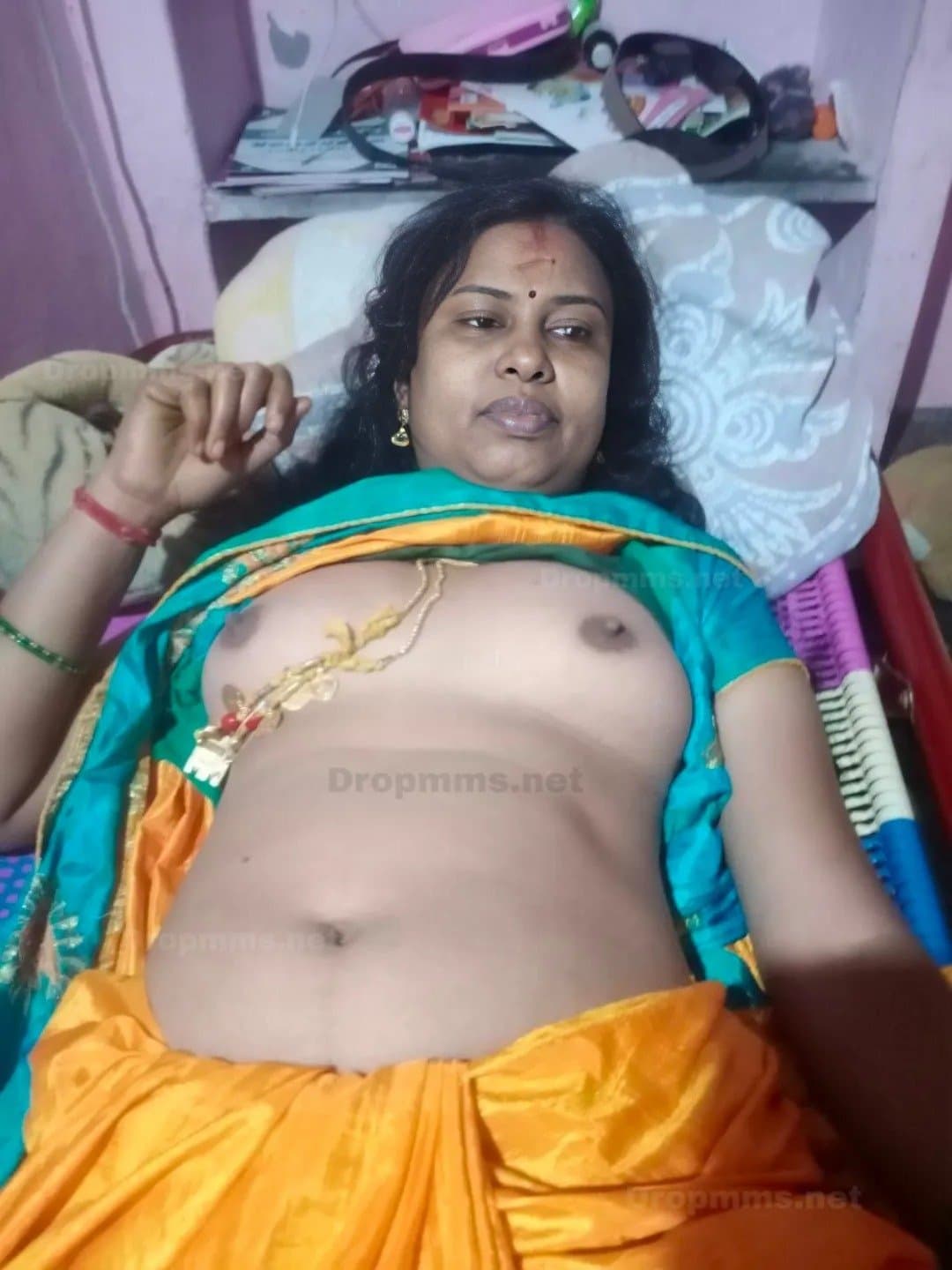 Tamil sexy wife nude pics