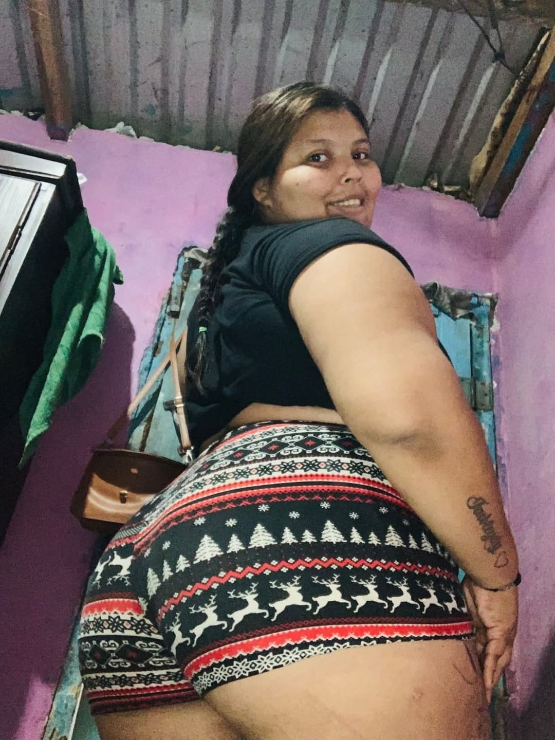 JACKING OFF MATERIAL