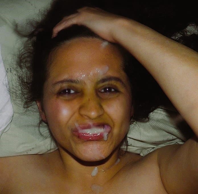 desi Indian aunty takes a load of dicks