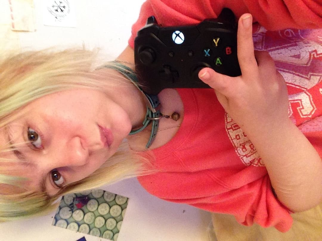 Emily scuderi aka twixie scuderi aka twixiepuppy old nude pics part 2