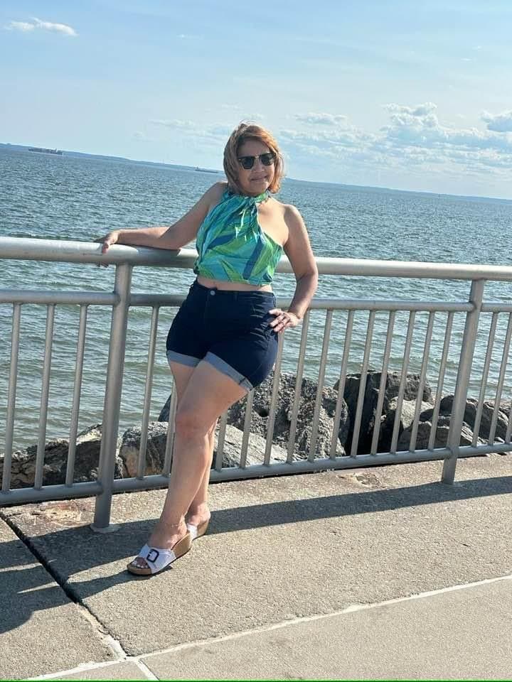 Amazing Latina milf with best hips and curves all natural