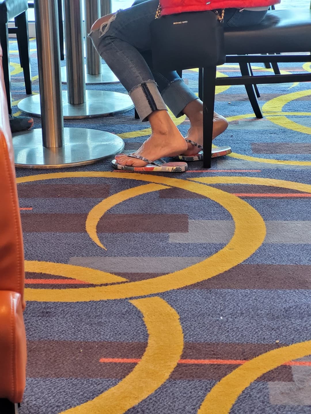 White milf feet on the cruise