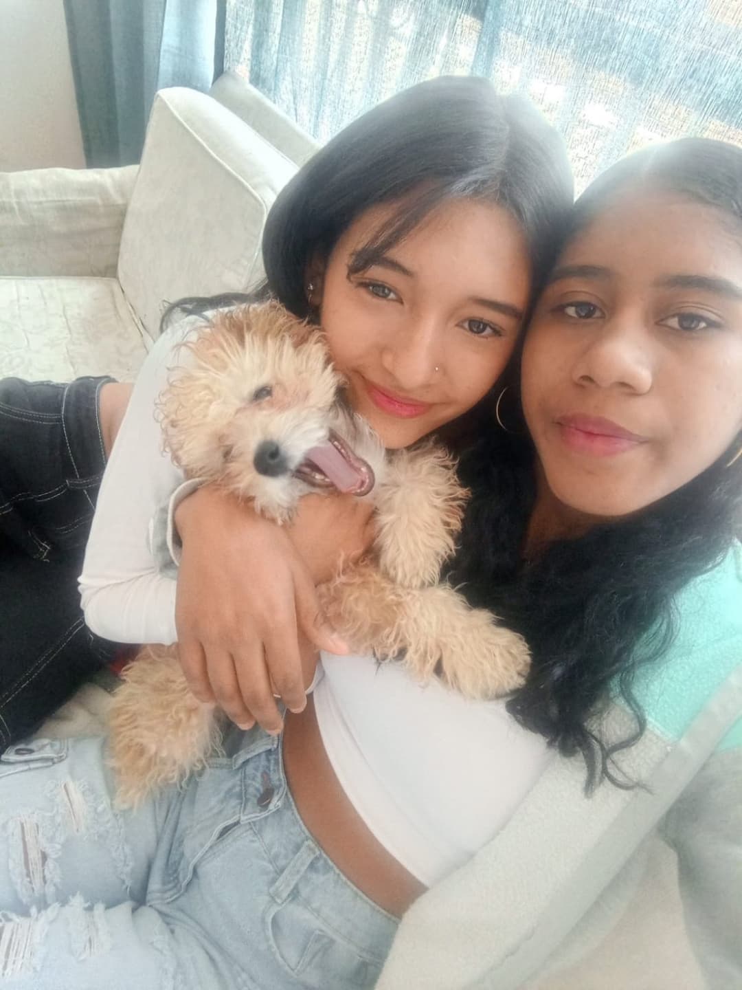 Click to view full size Por trás das selfies as novinhas estão indo longe demais - COMPLETO ? mixadulto.com