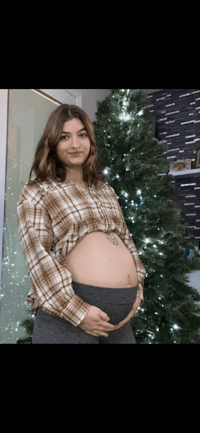 Click to view full size Brenna from Michigan some prego