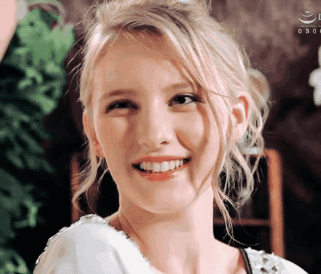 Melody Marks face tease (cumshots, fucking etc)