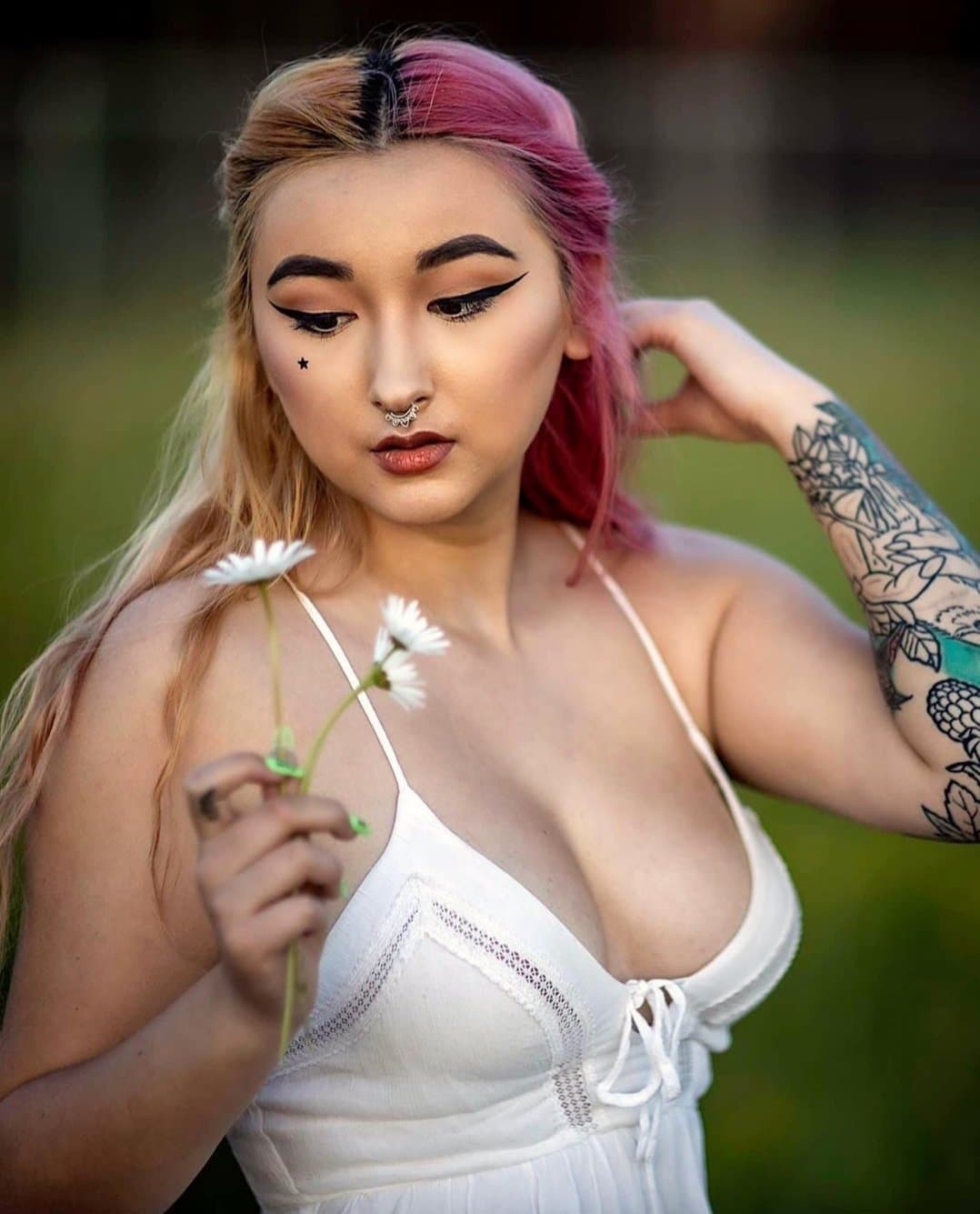 Burlesque dancer 2 early years