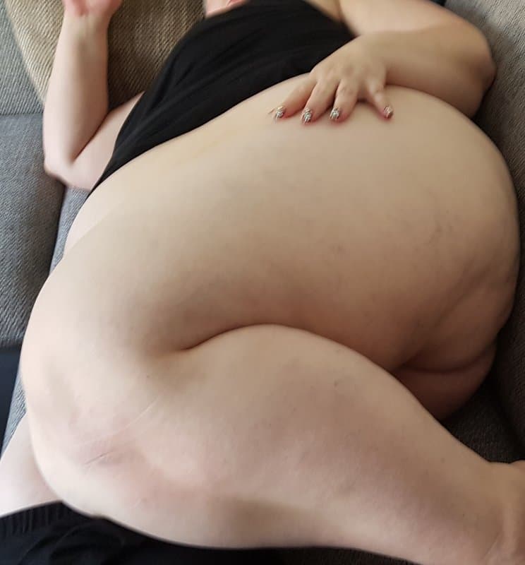 Germann SSBBW slut fat ass and doggy