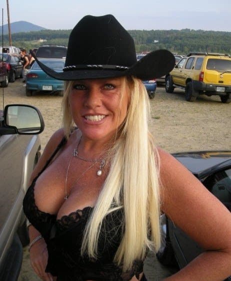 Friends that Play Together, Stay Together