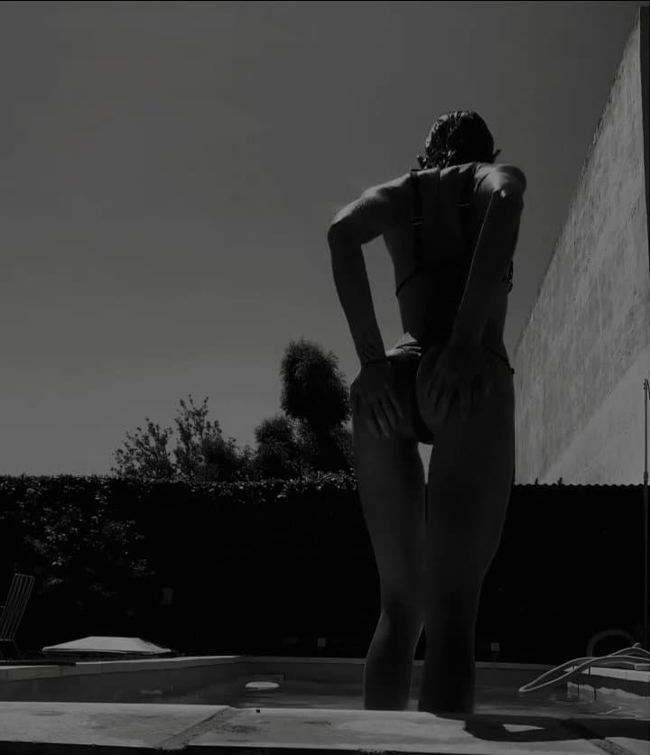 Teen argentina flaca muy rica