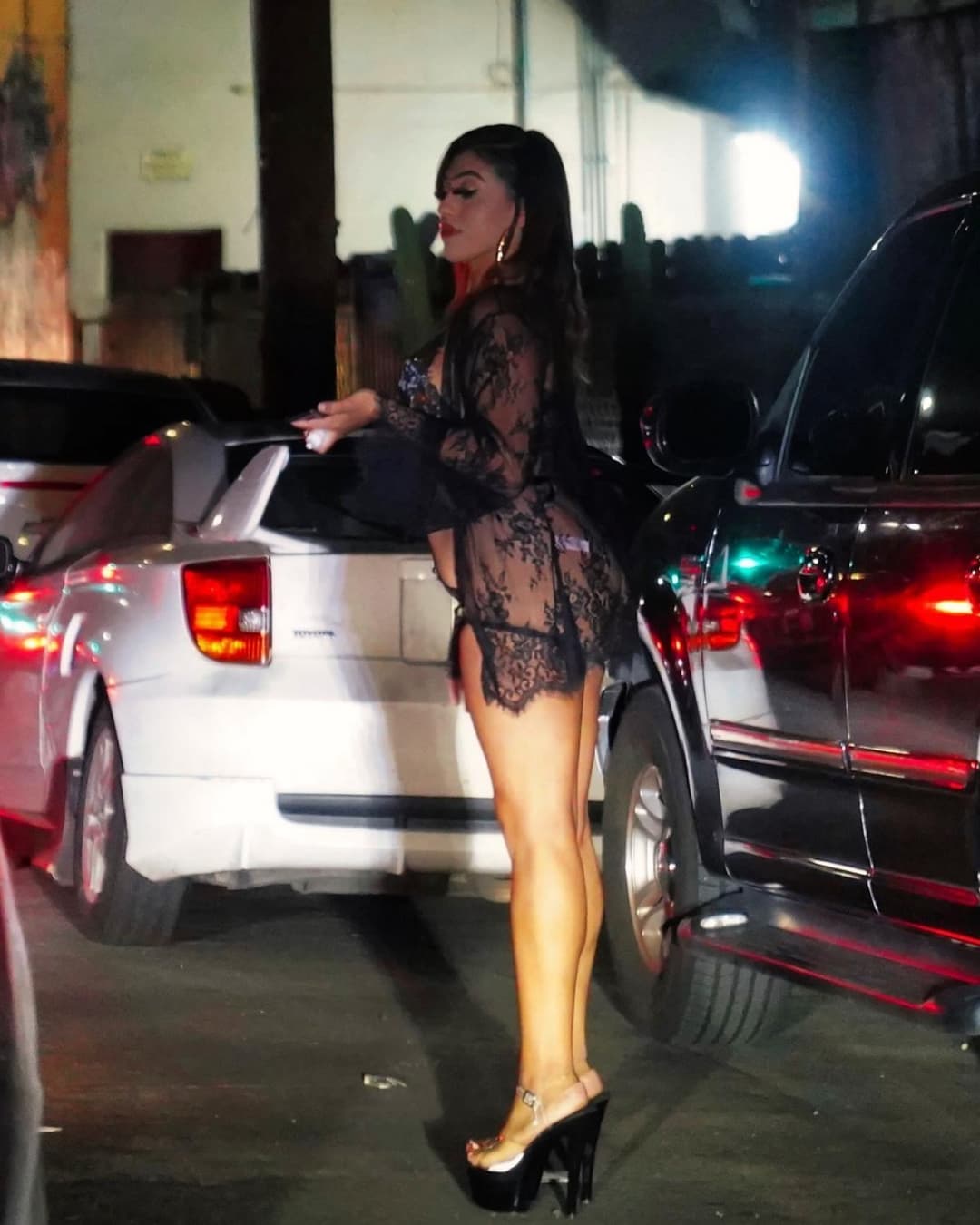 Acompanhantes, meninas da rua; Putas colombianas