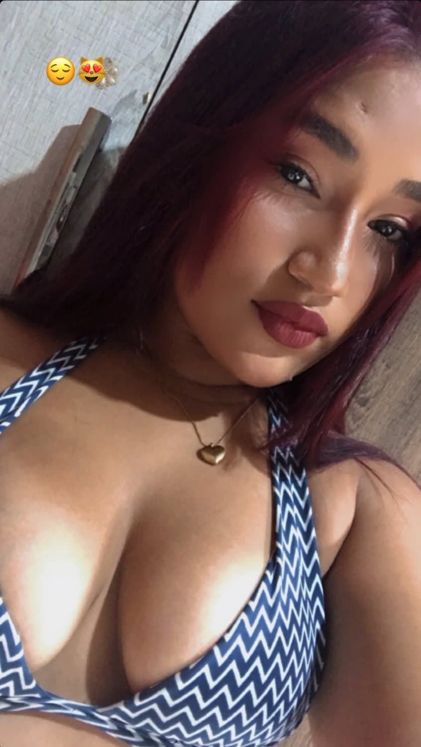 Uma mãe solo, tesão da porra, acho que gozei tanto pra ela que acho que eu sou o pai do filho dela