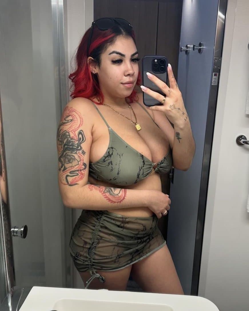 Sexy latina busty thot kimberly