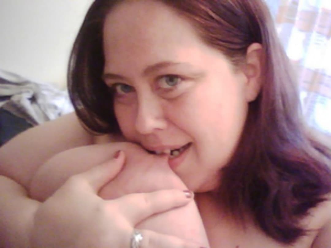 Like BBWs? Lick BBWs!