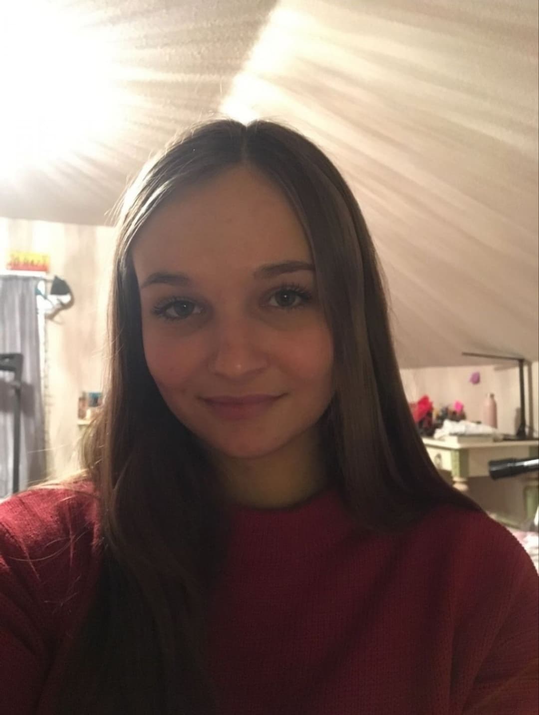 Ceriena‘s cumface and sexy body