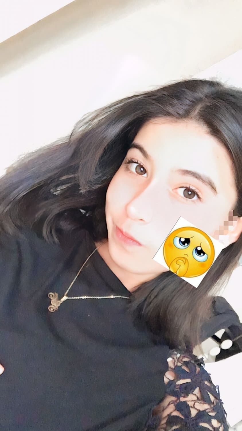 Anyi Gutierrez Niña deliciosa dediquenle pajas con lechita rico