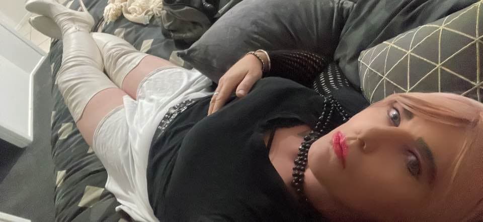 Sissy Cherry ? 43yo from QLD Australia ?? submissive bottom slutKik: Tailfeather81