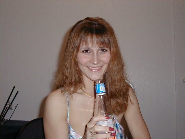 Click to view full size Wife loves to be doubled by cocks from the neighborhood