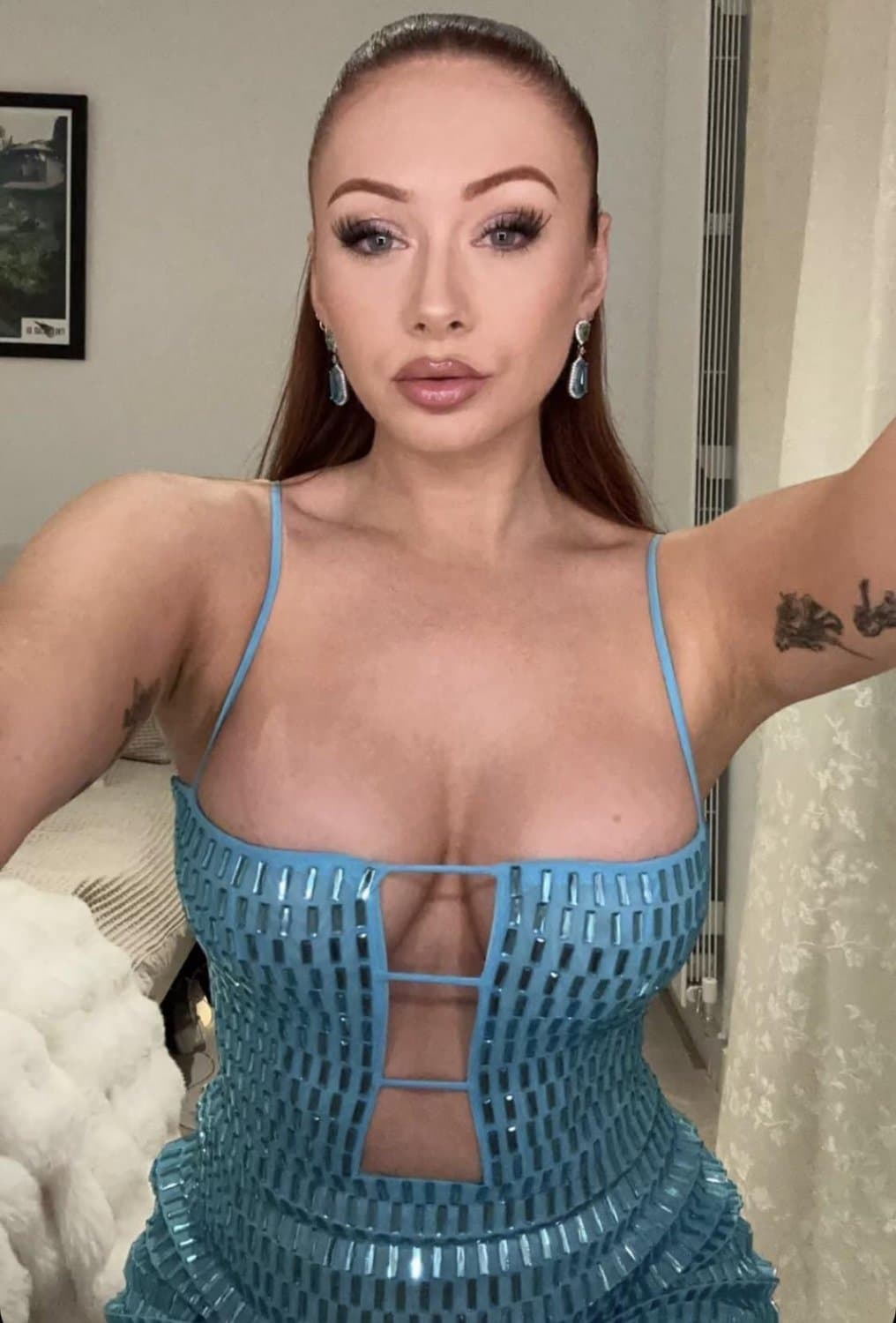 Elz the witch goon for her big tits such perfect chav goon fuel