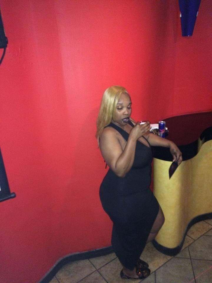 Freaky Bi Bbw Auntie (She need to start a only fans) I would not pull out 19