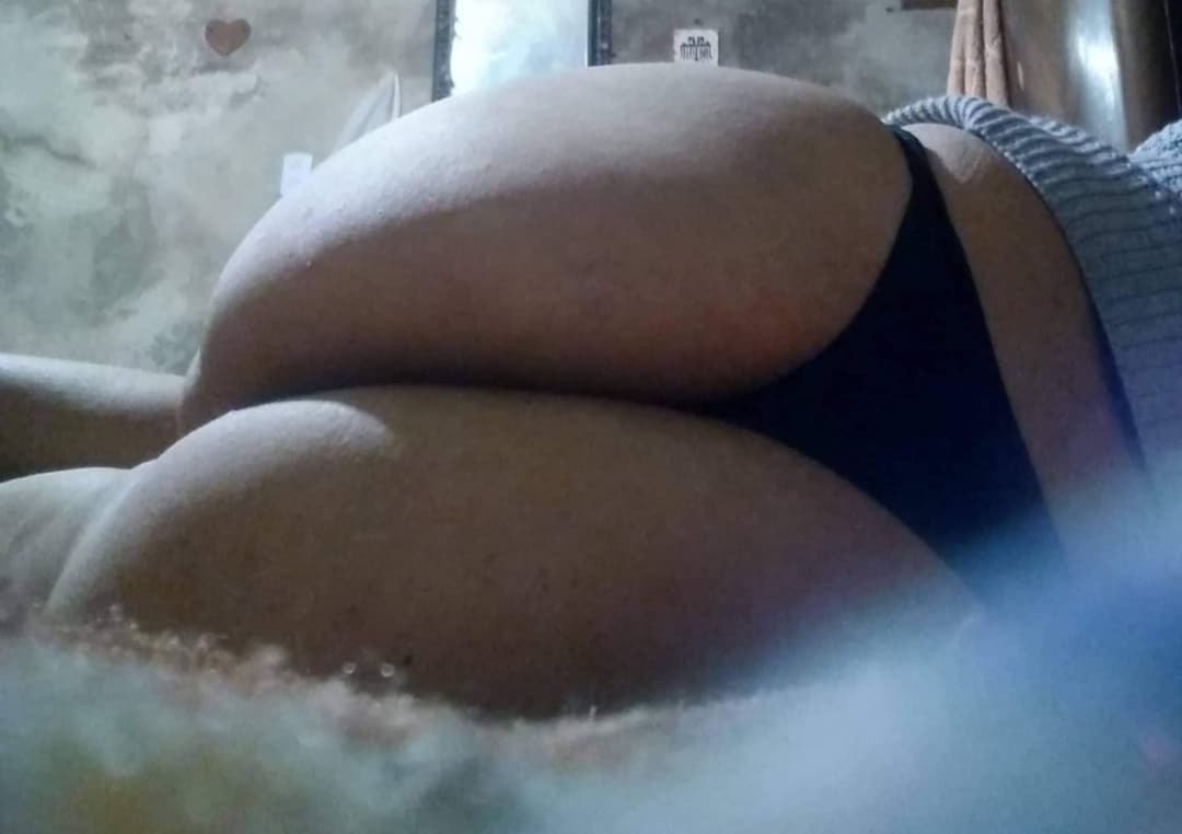 Cogida mí alumna de gimnasio gorda culona tetona pendeja casada novia infiel argentina labios petera