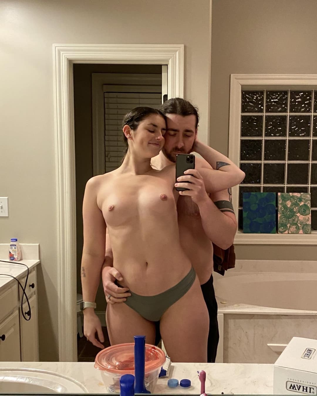 Las putas blancas gringas son bien fáciles