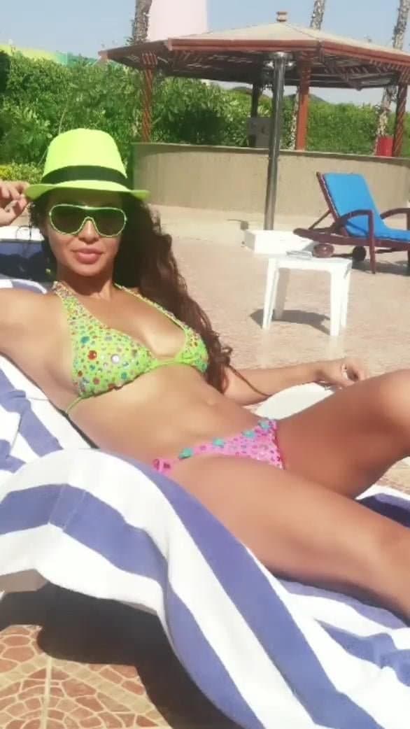 Egyptian milf teasing with her sexy bikini body