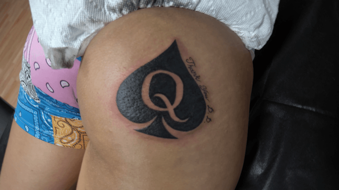 Getting QoS Tattoo- QUEEN OF SPADES TATTOO