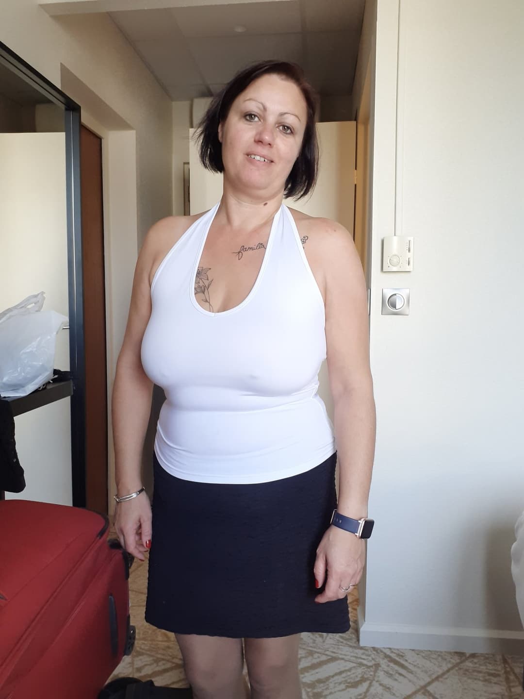 Cleavage braless slut