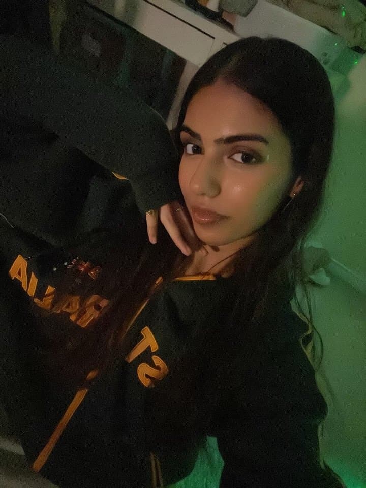 Middle Eastern Slut
