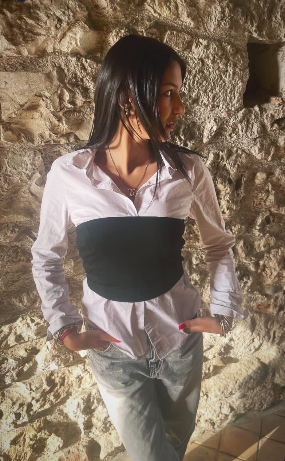 Francaise maigre au petit cul sexy