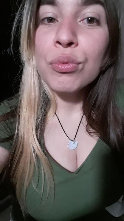 Desde buenos aires argentina rica mina, re cien caliente ? Laurita