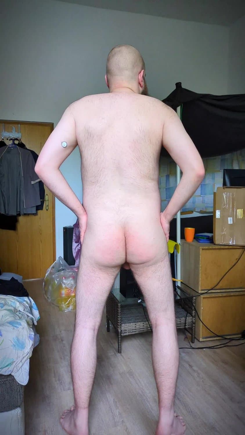 David Schwamborn secretly filmed while changing