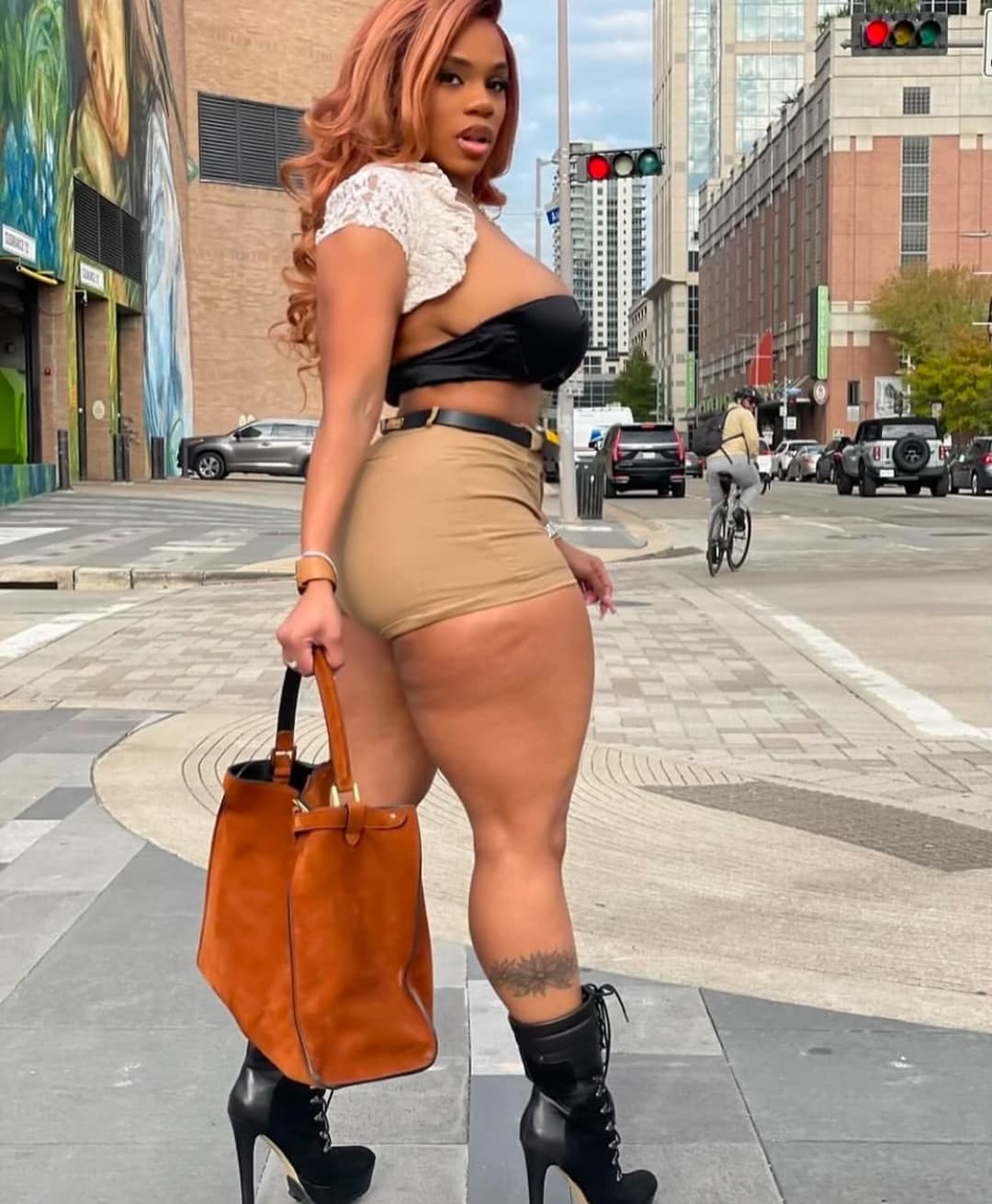 Dominique Chinn Preta Cavala Muito Gostosa