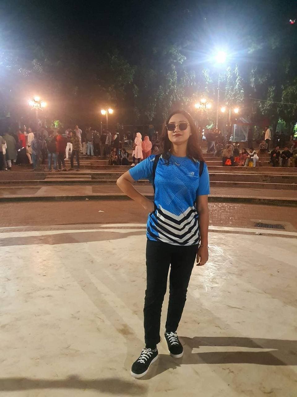 Desi Indian Slim Cute Beautiful Village Girl Sexy Full Nude Dress Strip & Mastrubate