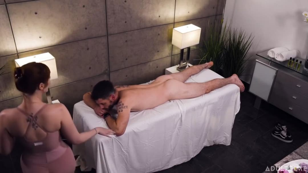 Full Body Massage With Cock Milking Blowjob Under The Table