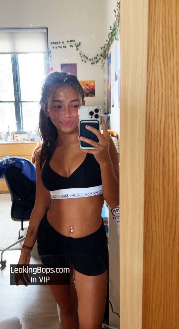 gorgeous asian latina abg babe fat ass twerk pro amateur