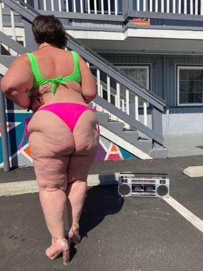 BBW PHAT BOOTY? PORNSTAR⭐️.