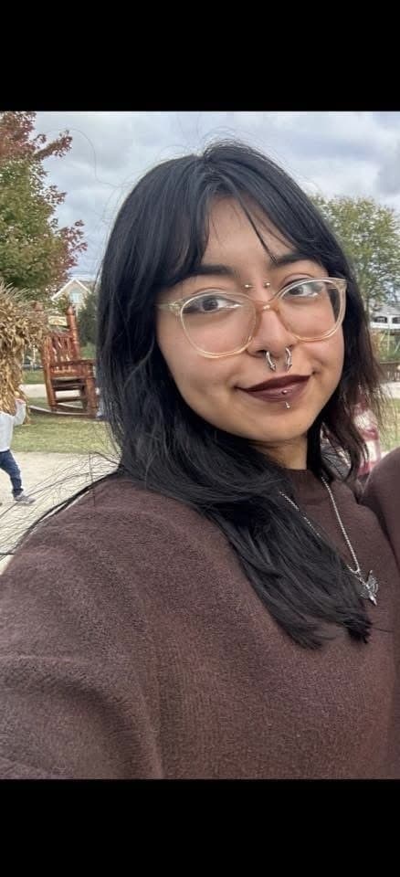 How would you fuck this Chicago emo slut? ? dm if you got this slut