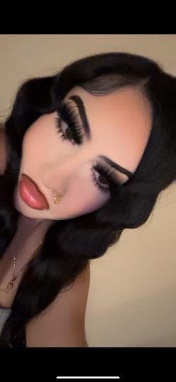 THICK LATINA Escort Just Turn 18 Years Old this month in SF