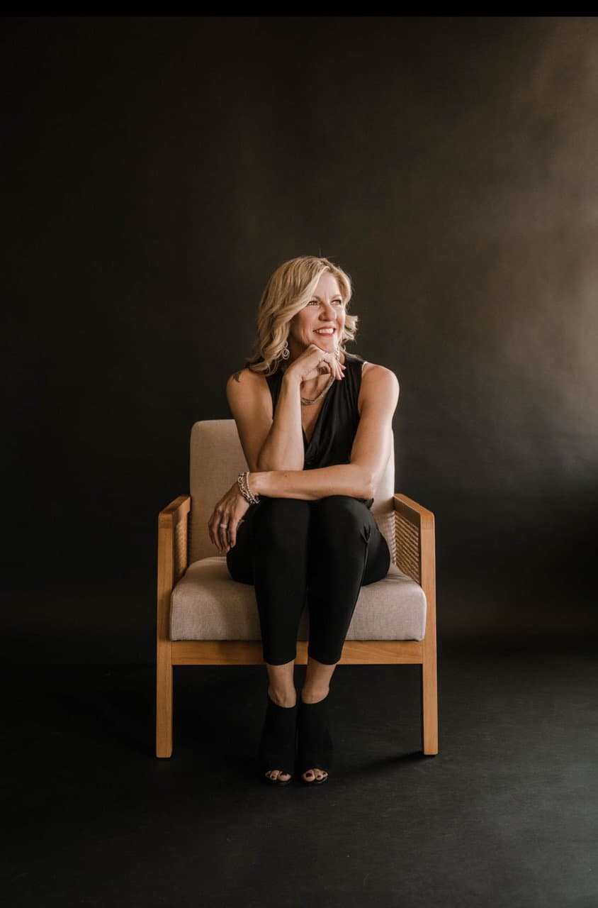 Niki the Business Bitch