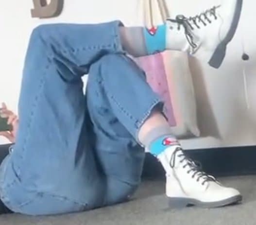 Sexy Teens Ass + Face pic