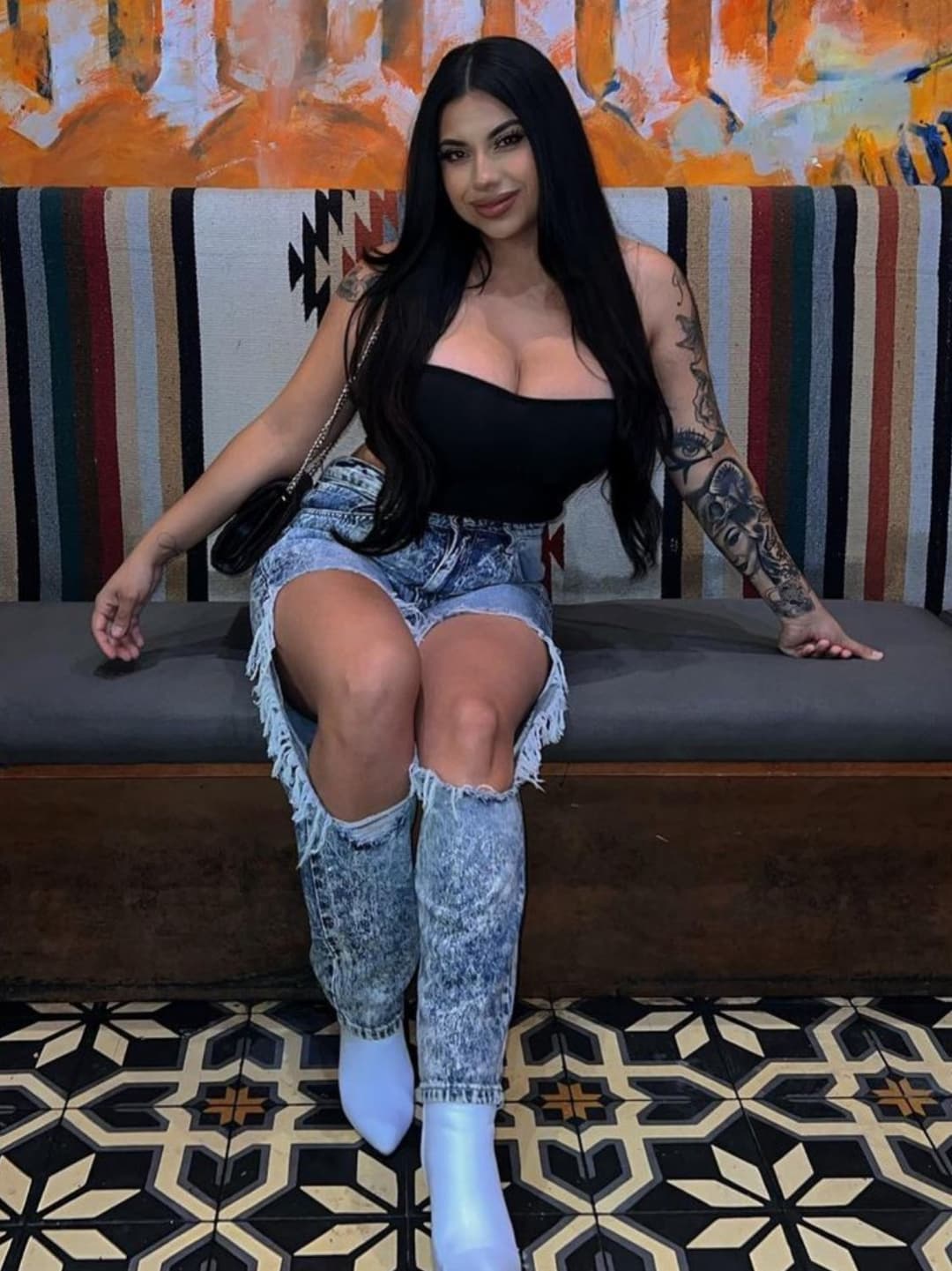 Thick phat ass petite latina deserves to be covered in cum