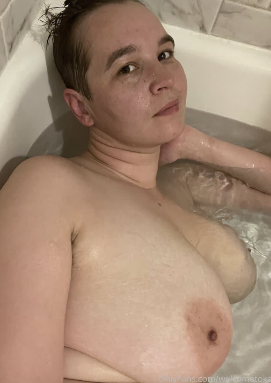 Click to view full size Thick nerd I used to fuck with