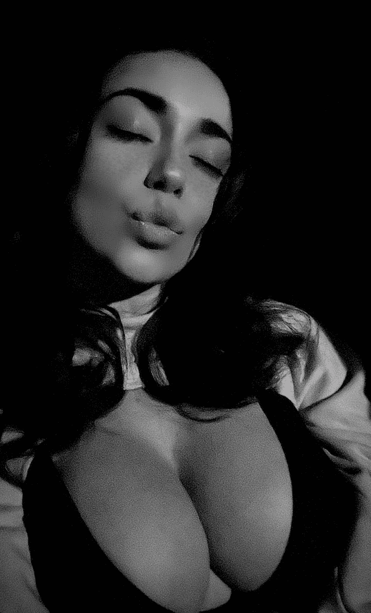 Mucina Yaret , Perfect Ass , Beautiful Body