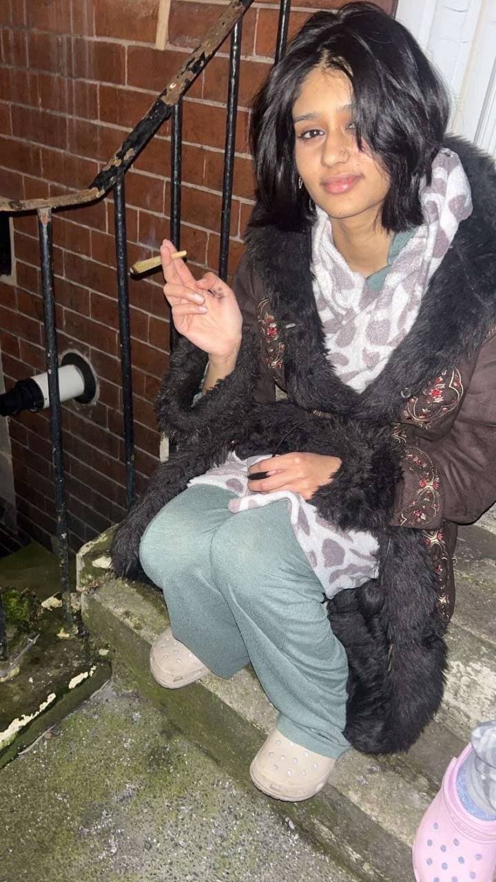 Desi Beautiful Horny Naughty Rich Posh Cheating BBC Club Girl Full Nude Show