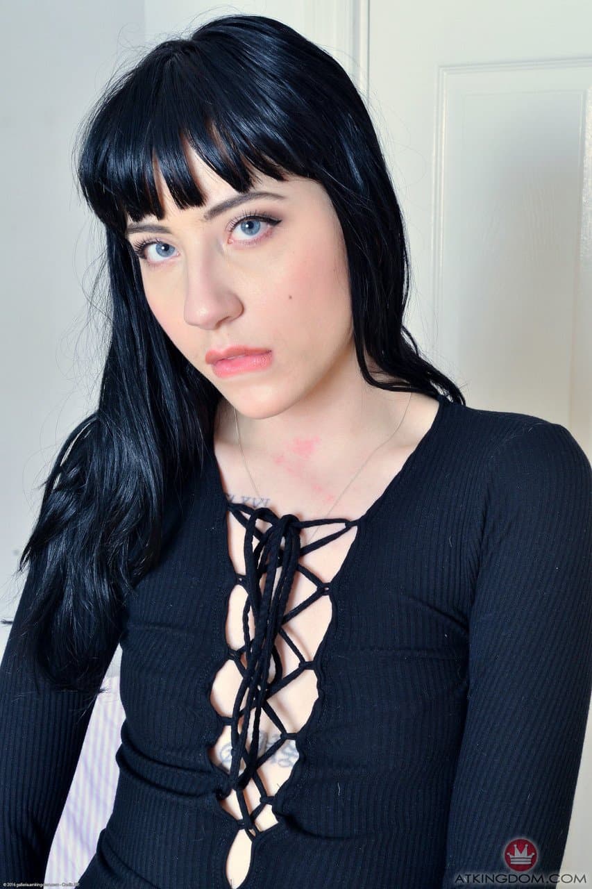 Charlotte Sartre - DELÍCIA DE CU E SOLINHAS