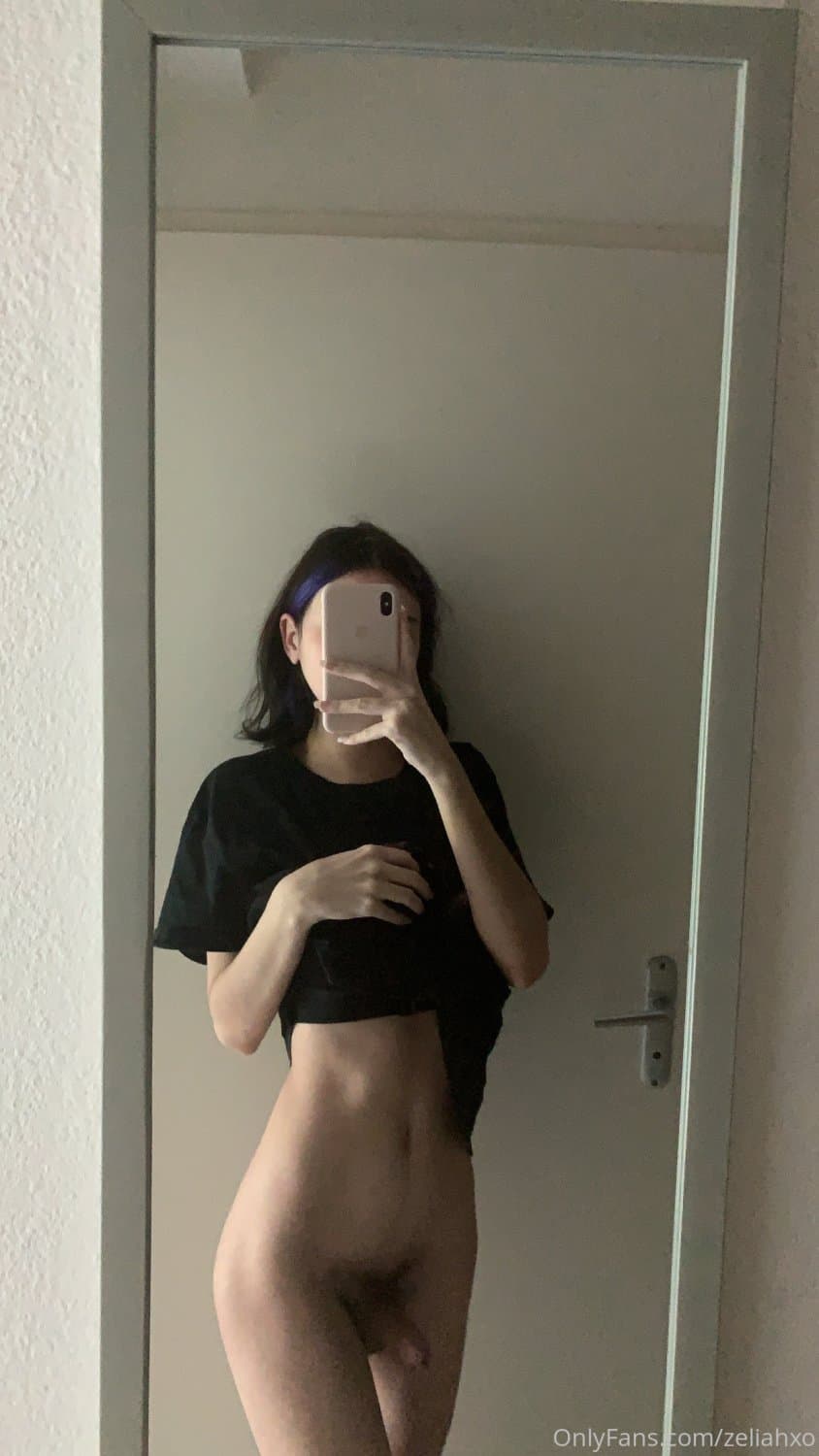 Zeliah [doll, femboy, ladyboy, petite, shemale, sissy, trap, tgirl, tranny, trans, ts]