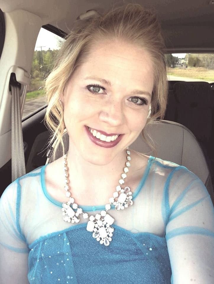 MA COLLÈGUE PROFESSEUR QUEBECOISE SEXY (QUEBEC TEACHER)